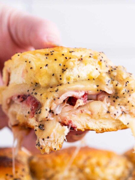 hawaiian roll turkey and cheese sliders featured image