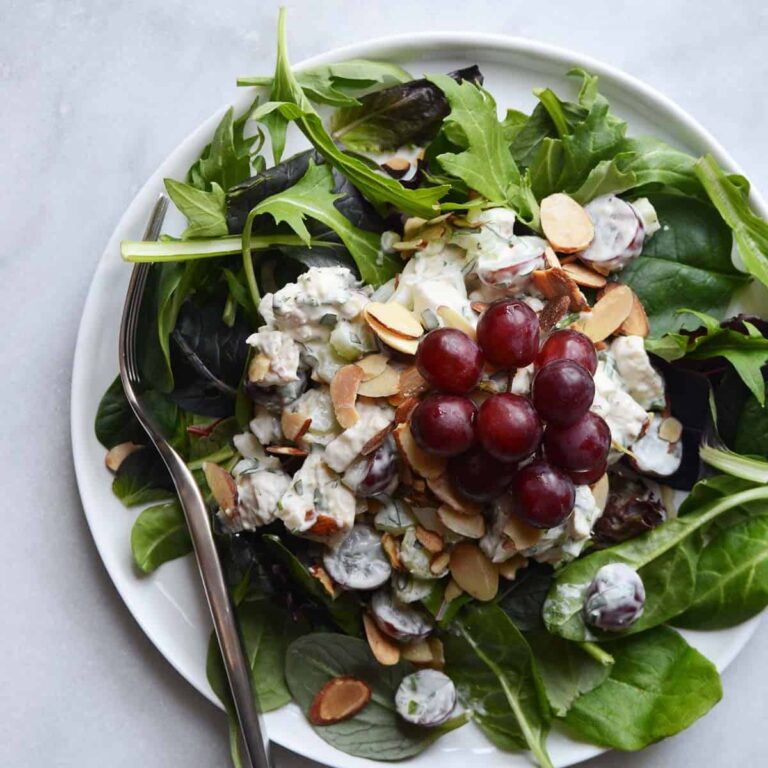 chicken and grape salad recipe featured image