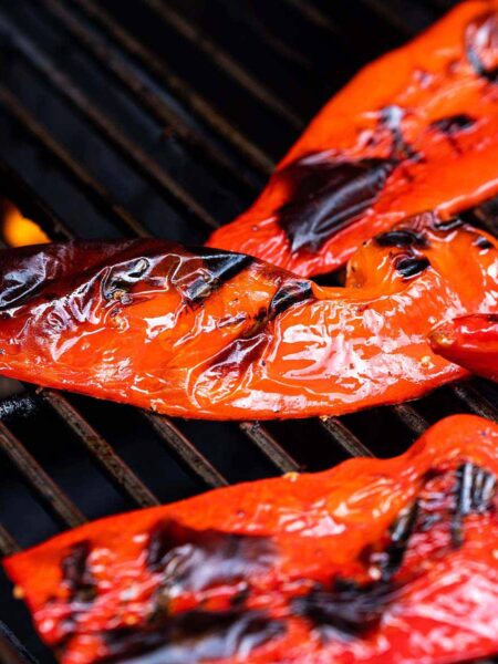 how to make grilled red peppers recipe featured image