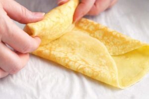 how to roll cheese blintz