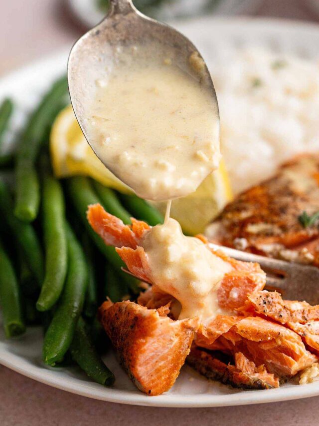 15-Minute Salmon with Creamy Sauce