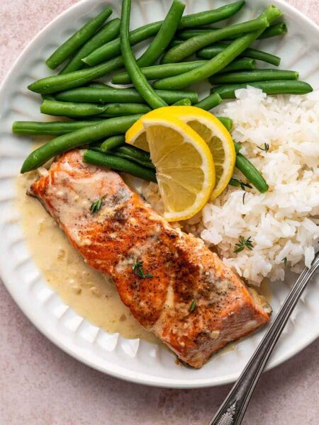 easy creamy sauce for salmon featured image