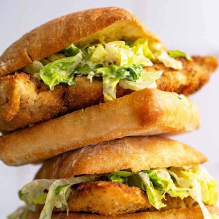 crispy chicken Caesar salad sandwich recipe featured image
