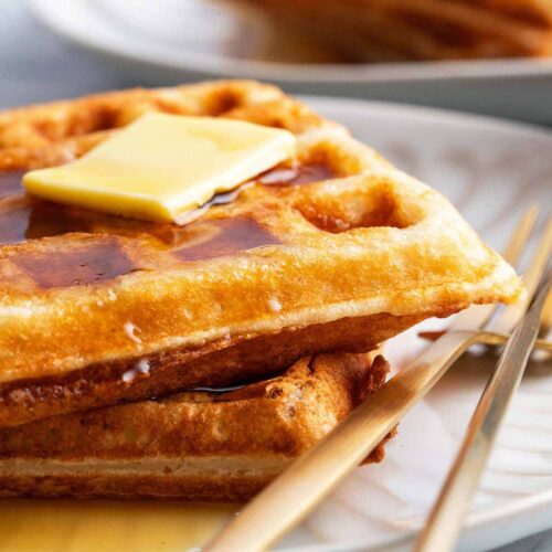 sourdough discard waffles recipe featured image