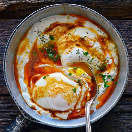 easy Turkish eggs recipe featured image
