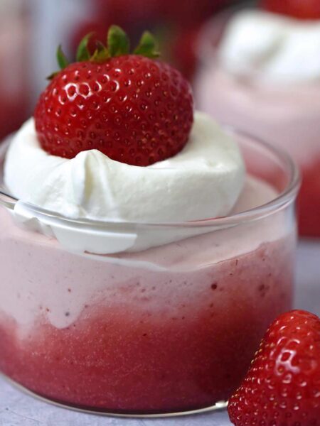 no cook fresh strawberry mousse recipe featured image