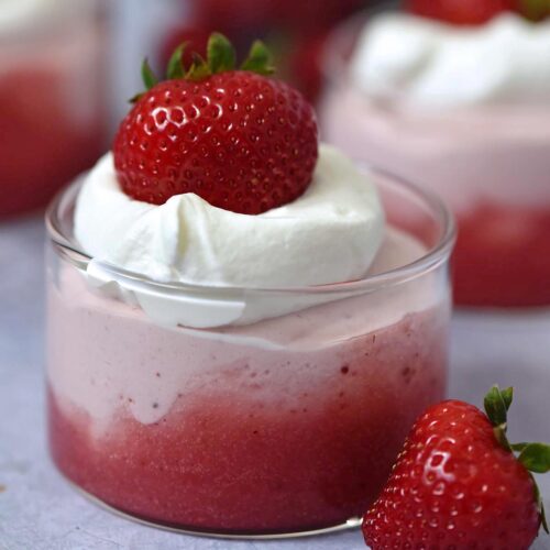 no cook fresh strawberry mousse recipe featured image