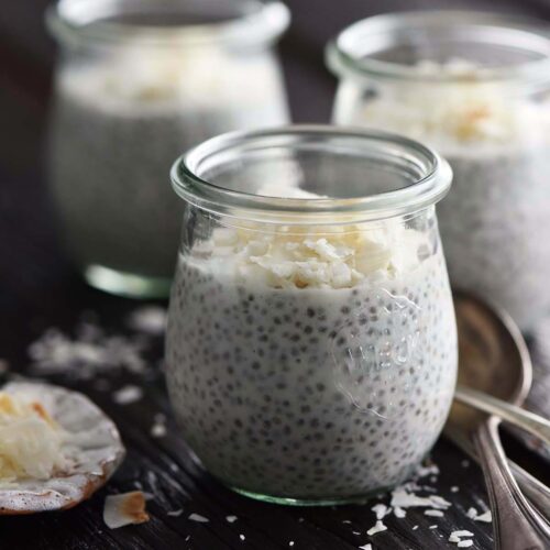 creamy coconut milk chia pudding recipe featured image