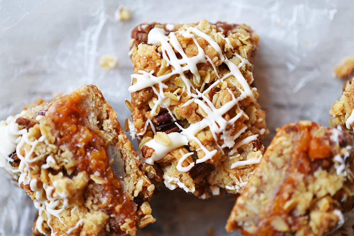 easy peach pie pastry bars recipe
