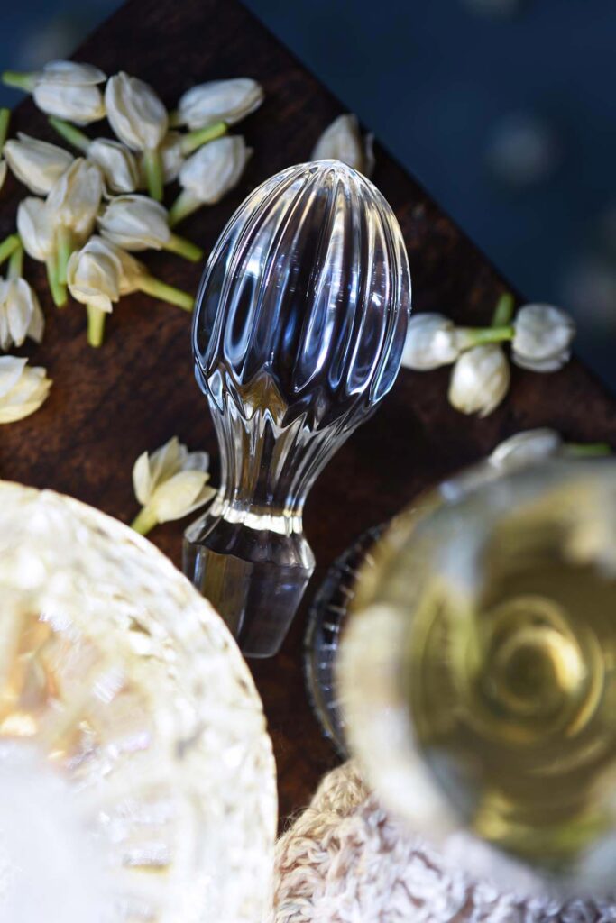 glass decanter stopper that looks like Galadriel's phial holding the light of earendil