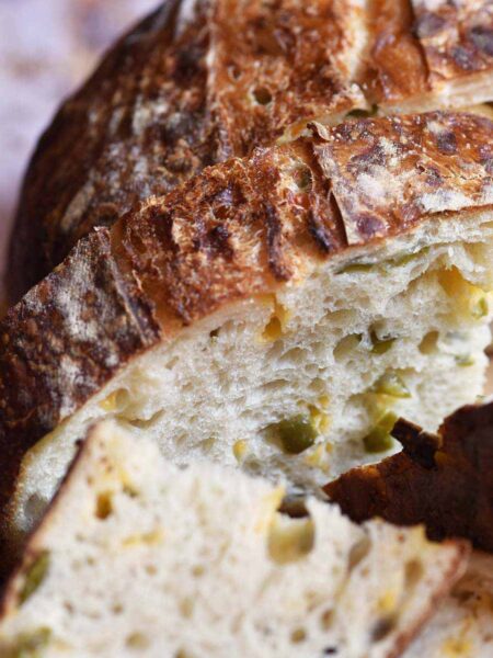 jalapeño cheddar sourdough bread recipe featured image