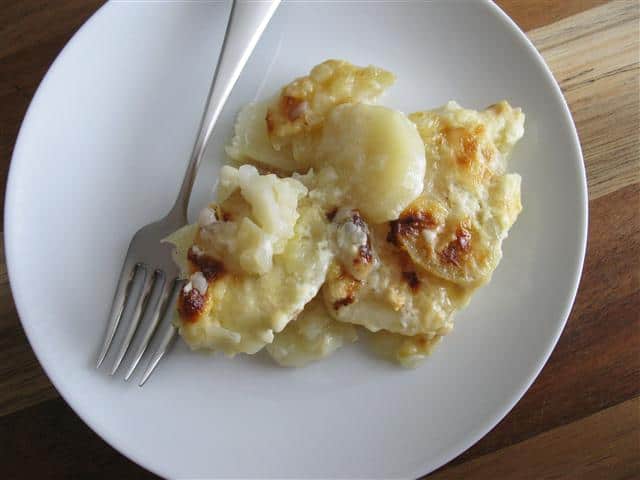 Instant Pot Scalloped Potatoes - Flavor Mosaic