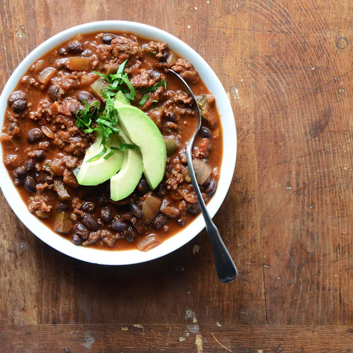 Easy 30Minute Chocolate Chili Recipe with Coffee and Black Beans An