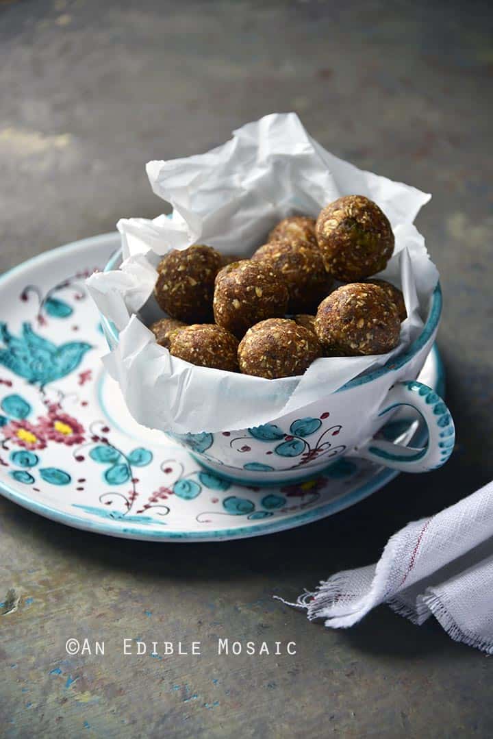 NoBake Oatmeal Cookie Energy Bites {GlutenFree} An Edible Mosaic™