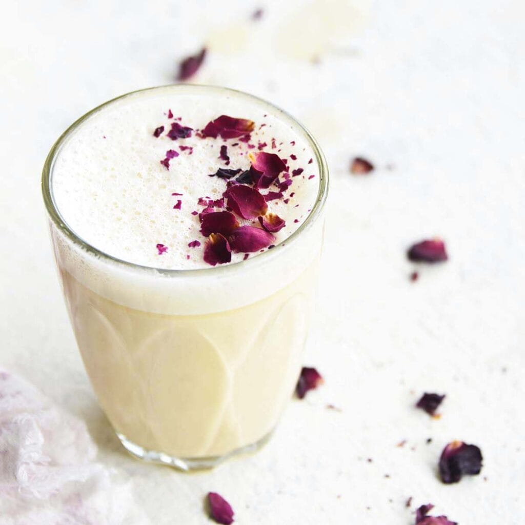 Easy Homemade Rose Tea Latte with Vanilla Rooibos Recipe