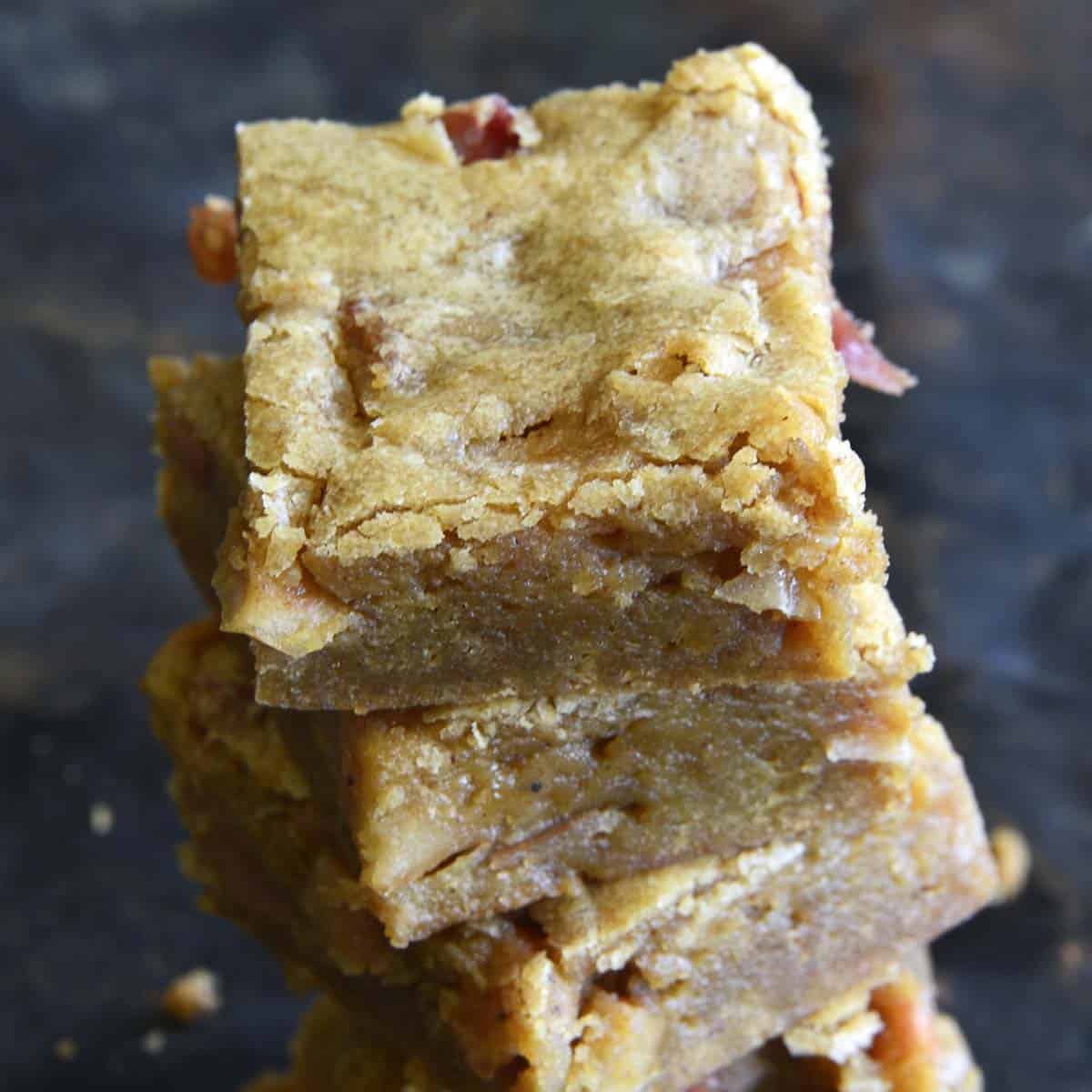Super Easy Cinnamon Apple Blondies Recipe An Edible Mosaic™