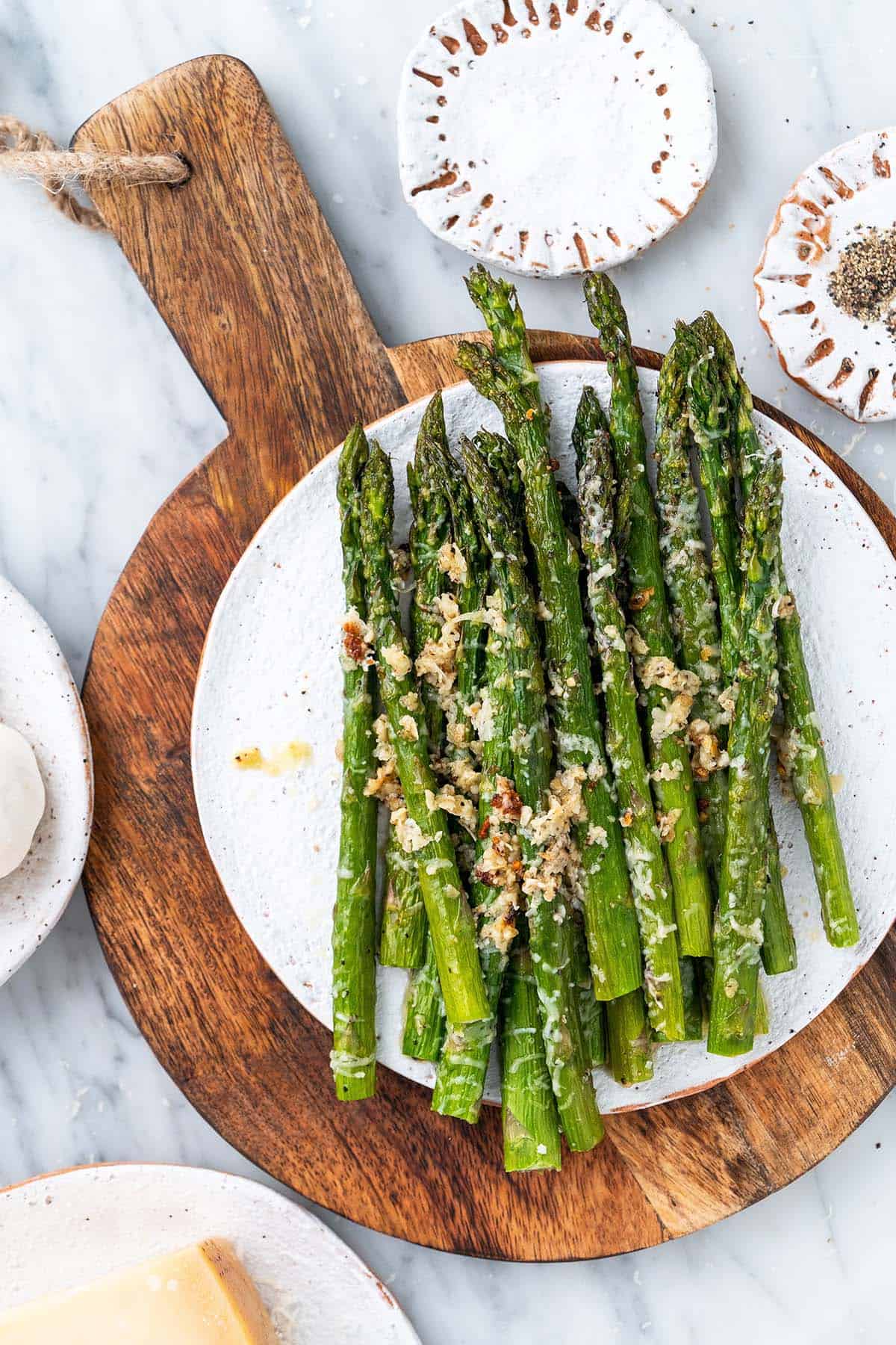 Simple Garlic Parmesan Asparagus Recipe (Directions for the Oven, Stovetop, Air Fryer, and Grill