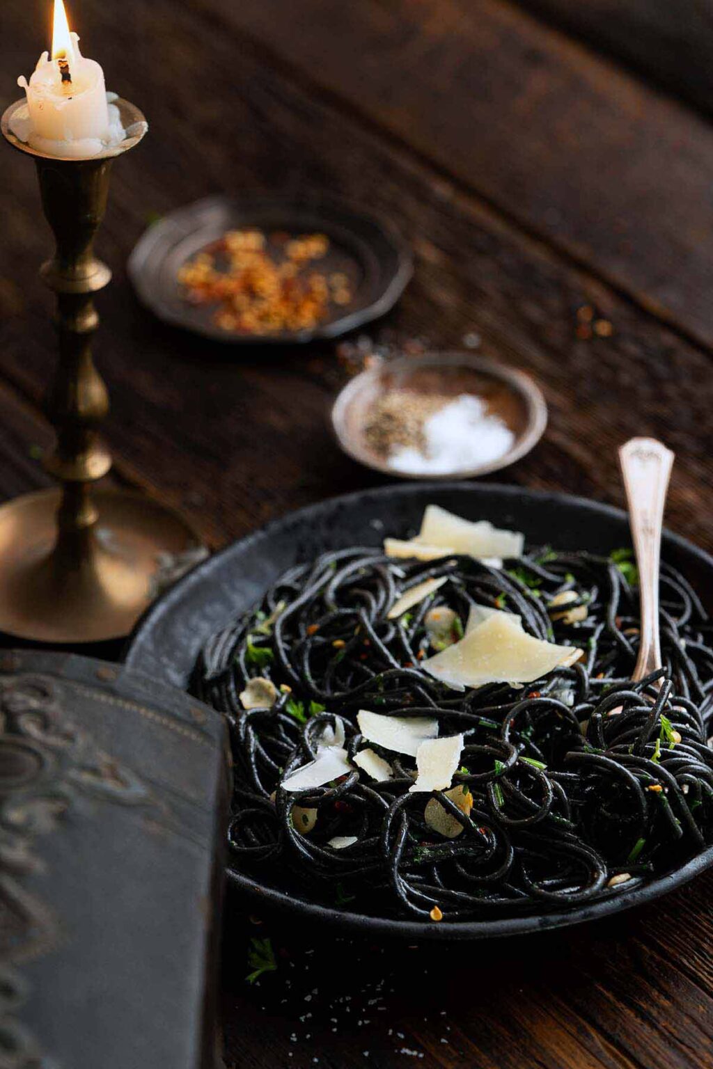 Black Pasta Recipe - Squid Ink Spaghetti Aglio e Olio - An Edible Mosaic™